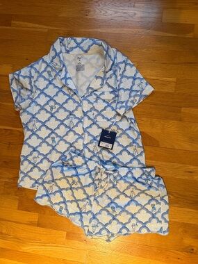 Target x Roller Rabbit Blue & White Scallop-Print Pajama Set